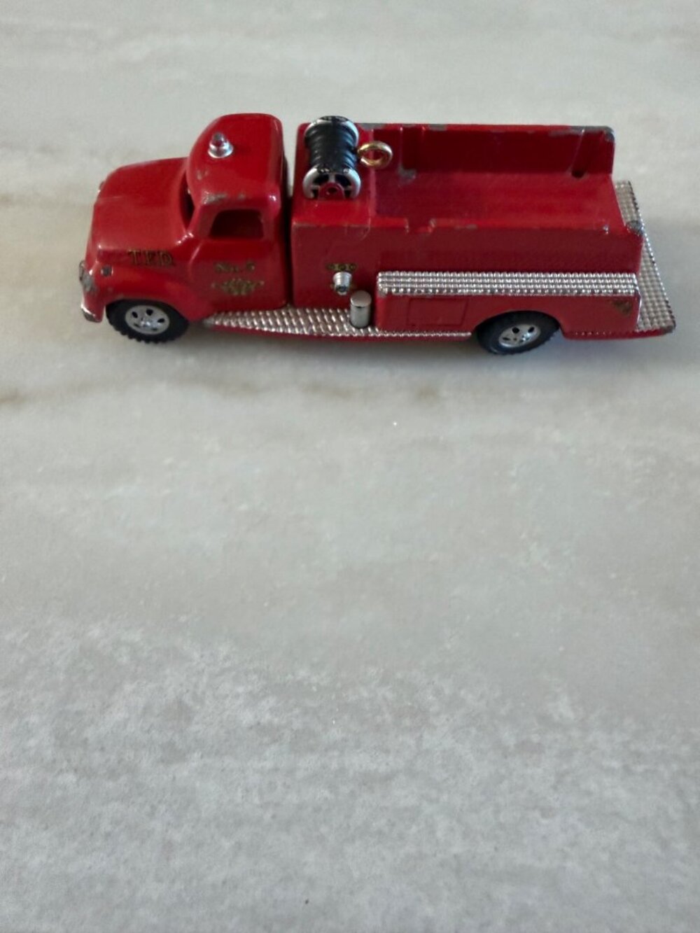 Tonka 1999 Die-Cast Red Fire Truck Collectible Toy With TFD No. 5 Detailing Hall
